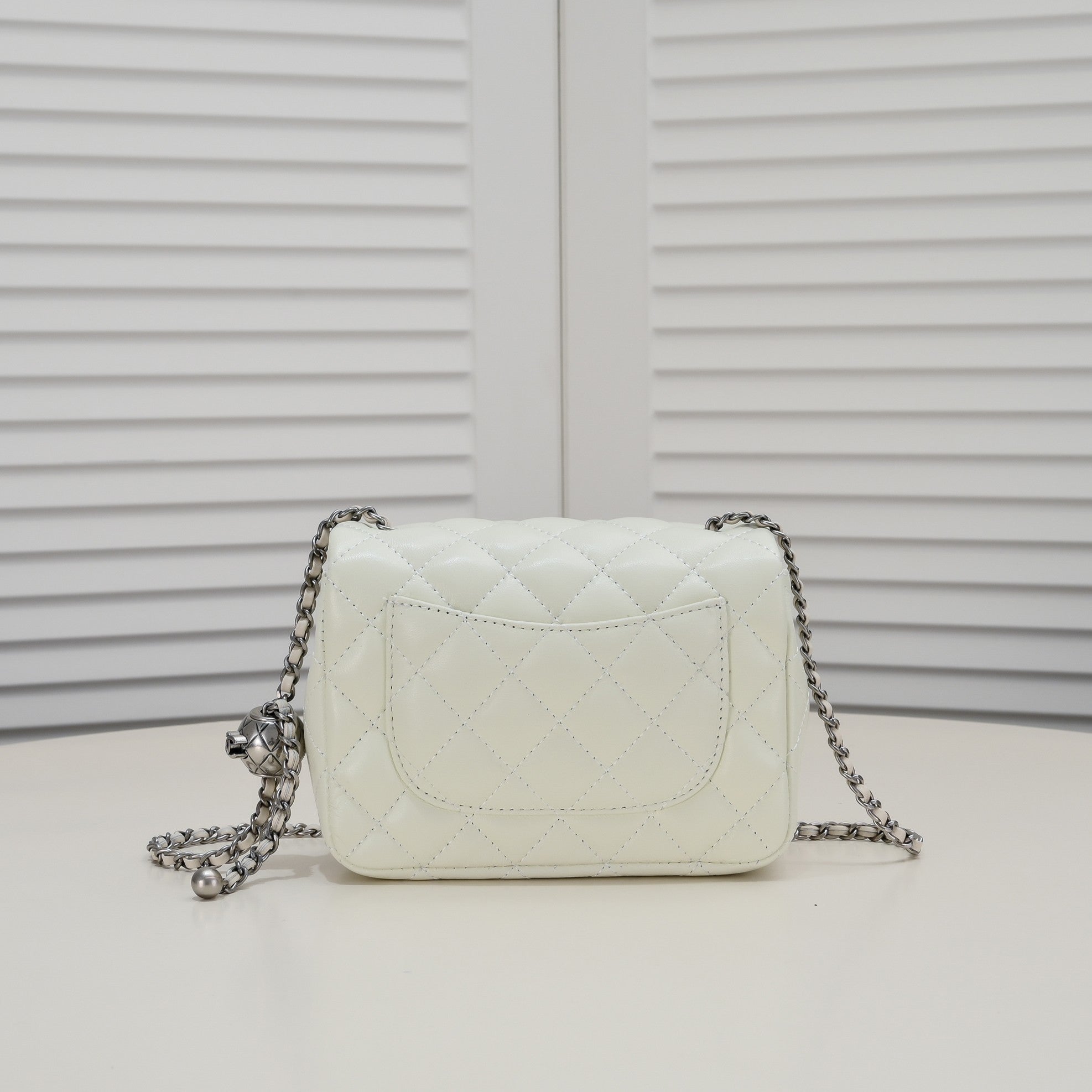 SMALL FLAP BAG 17CM 1786 WHITE SILVER