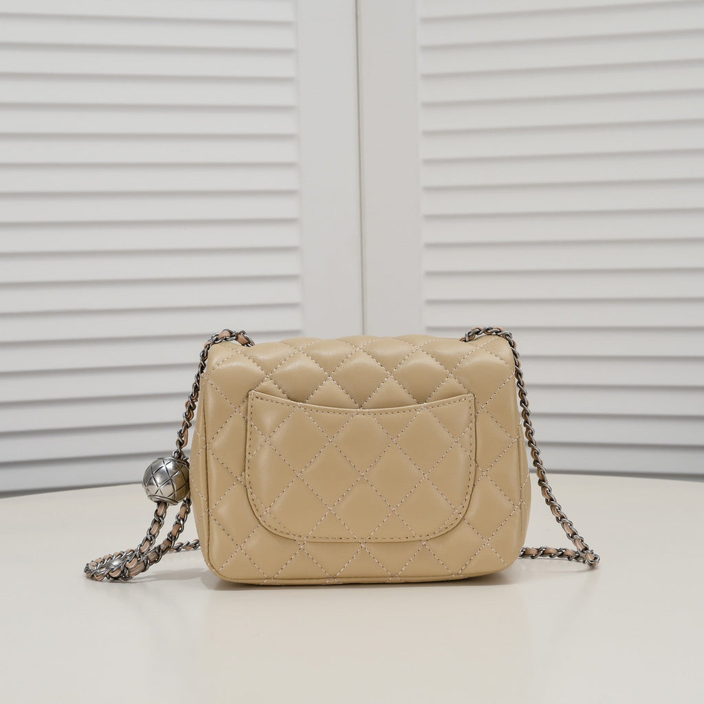 SMALL FLAP BAG 17CM 1786 PALE BROWN SILVER
