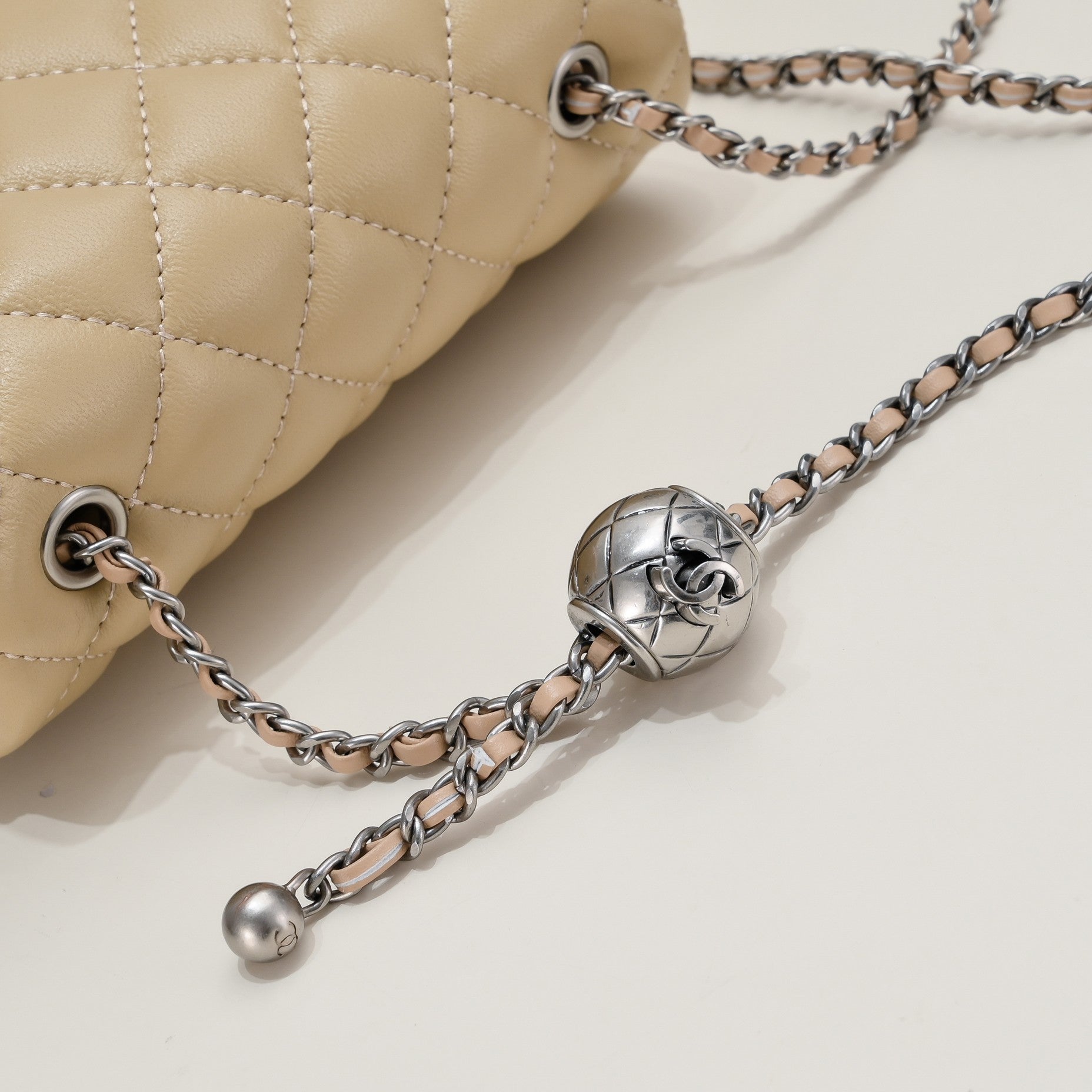 SMALL FLAP BAG 17CM 1786 PALE BROWN SILVER