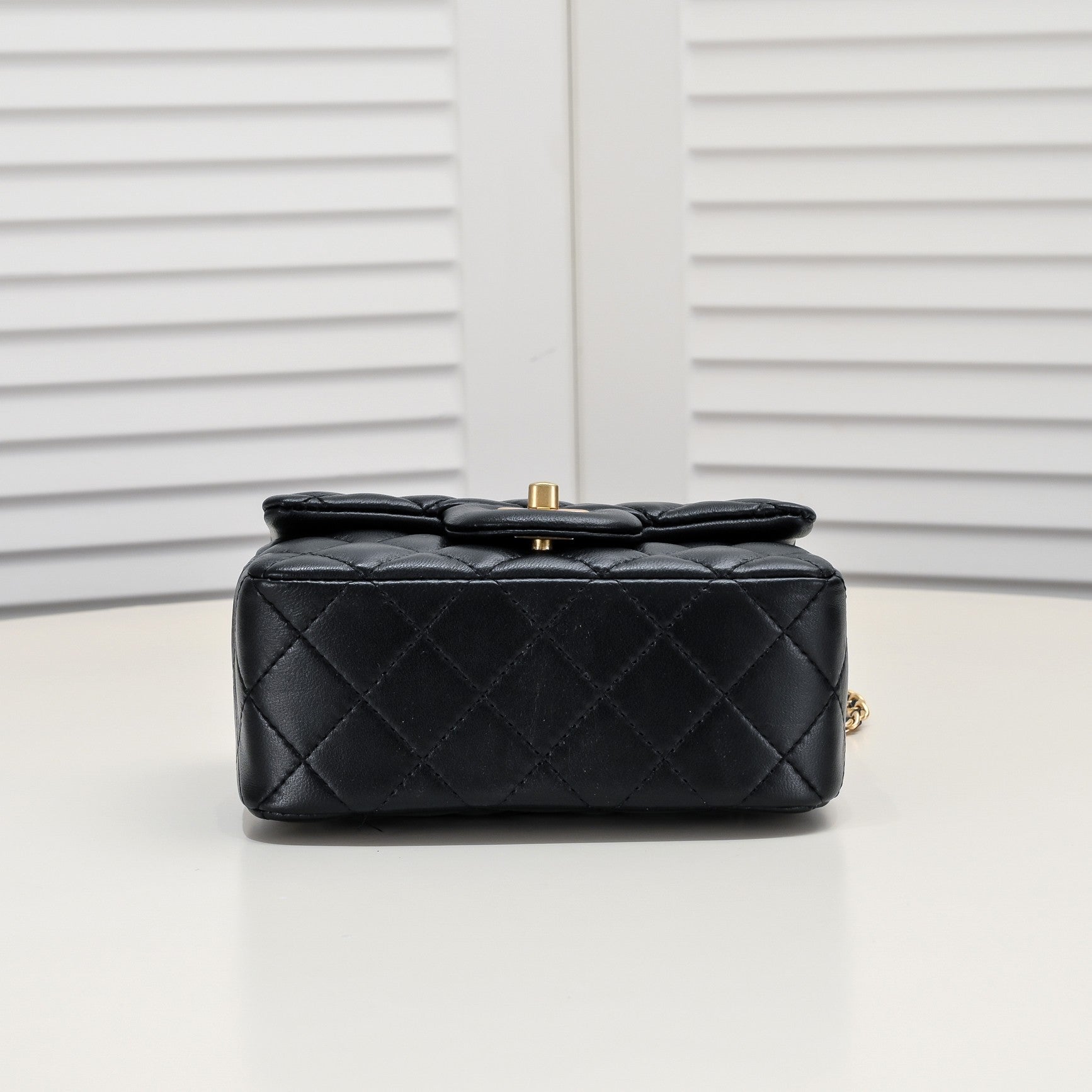 SMALL FLAP BAG 17CM 1786 BLACK GOLD