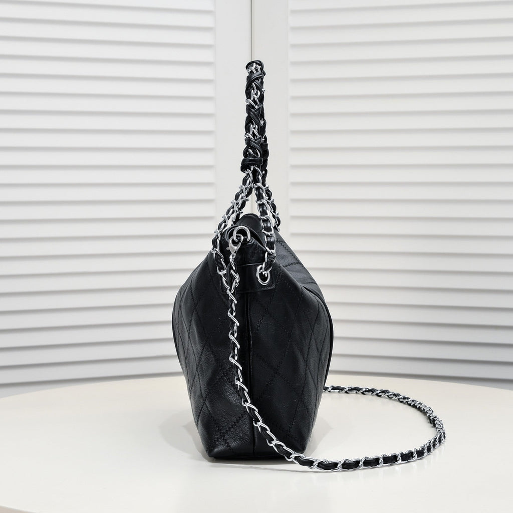 CLASSIC BLACK SILVER ARMPIT TOTE 8061