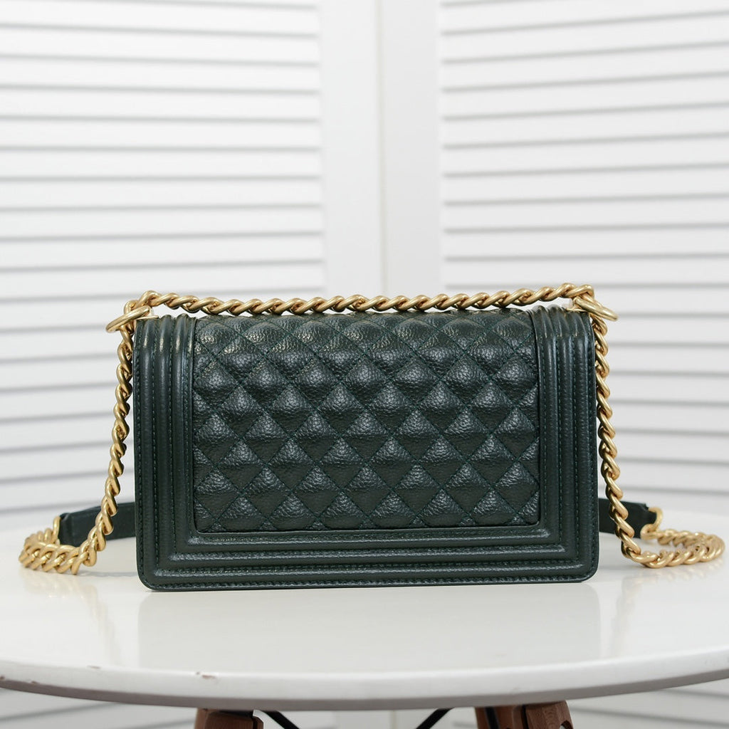CAVIAR BOY BAG MEDIUM 67086 MOSS GREEN