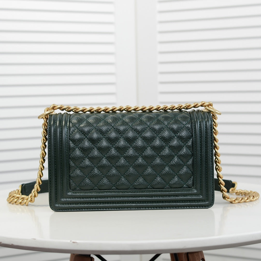 CAVIAR BOY BAG MEDIUM 67086 MOSS GREEN