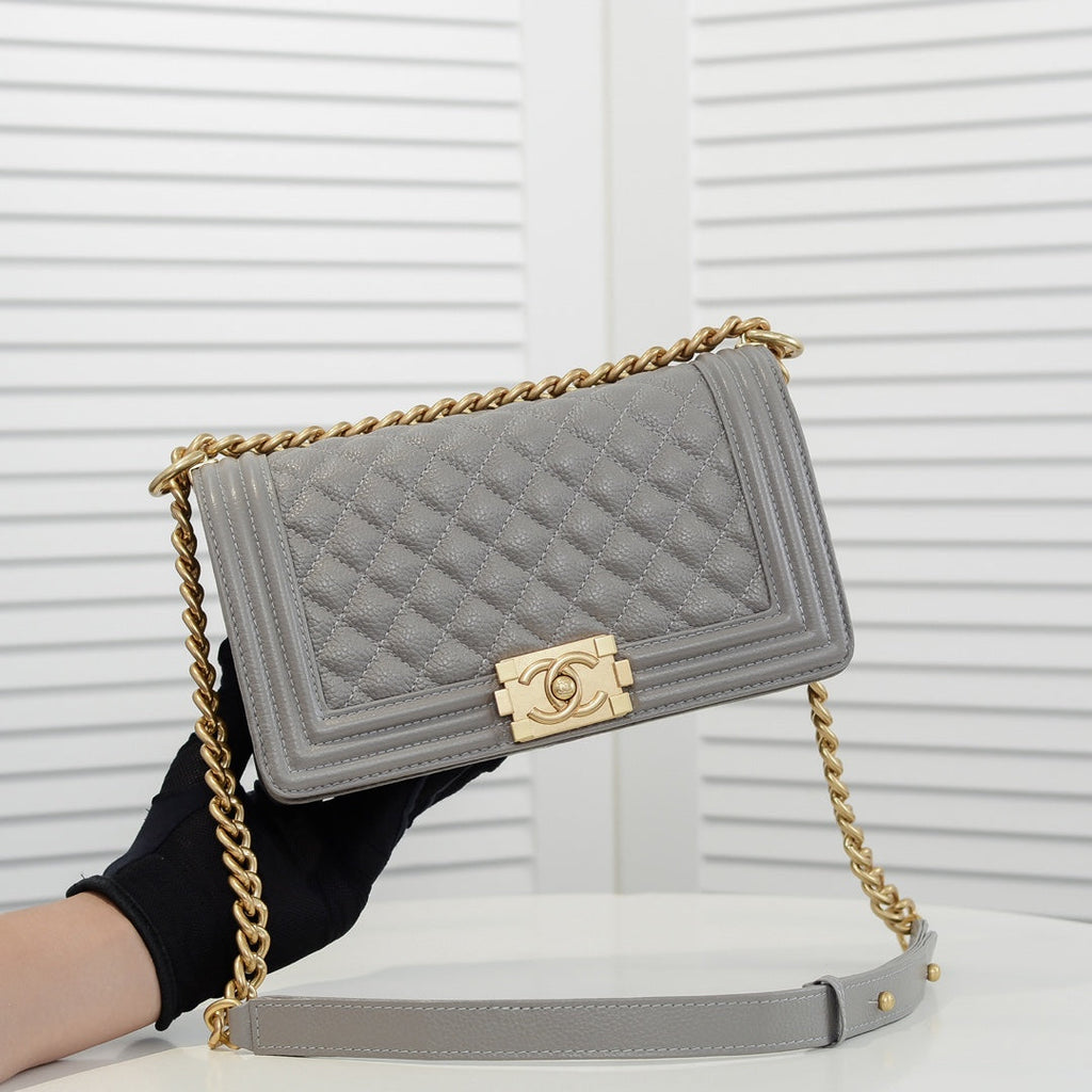 CAVIAR BOY BAG MEDIUM 67086 GREY