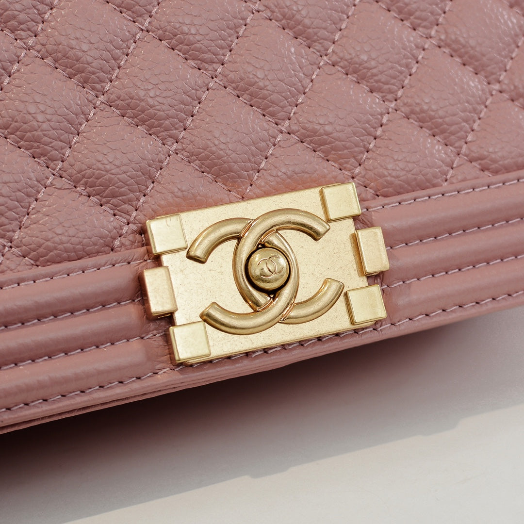 CAVIAR BOY BAG MEDIUM 67086 PINK