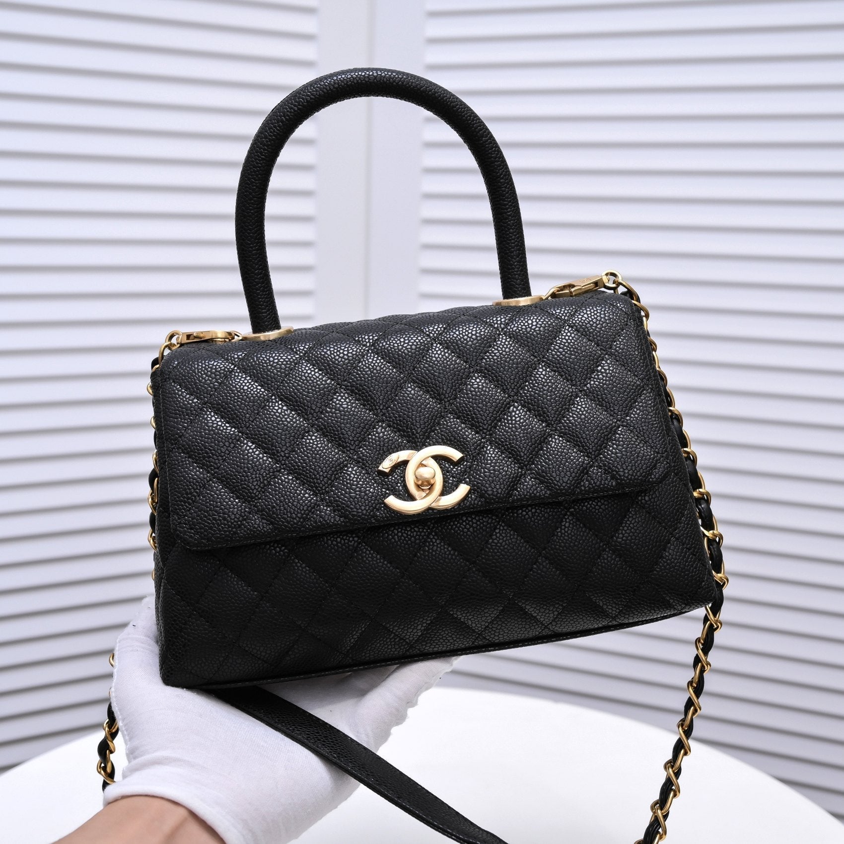 QUILTED CAVIAR 26CM 92991 BLACK