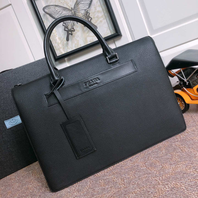 BRIEFCASE 40 IN BLACK GRAINED CALFSKIN