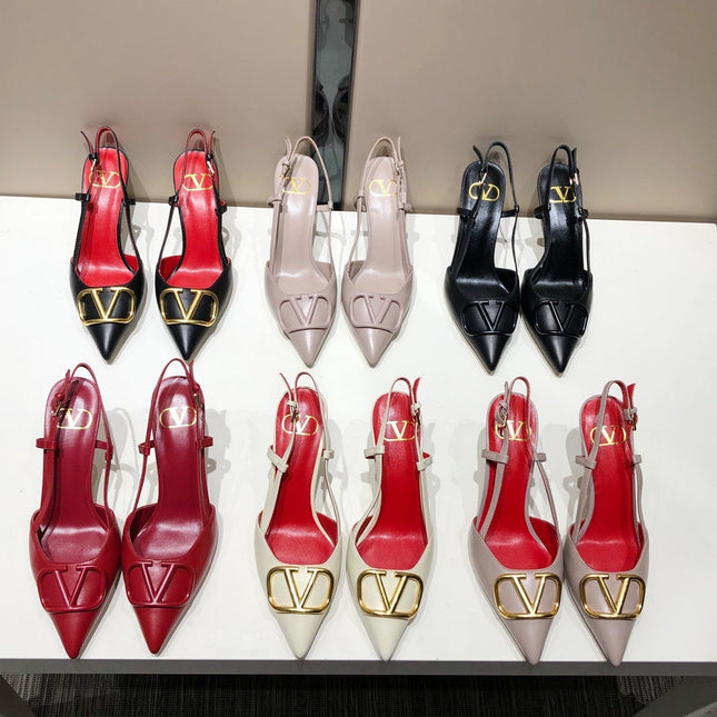 VLOGO SIGNATURE BLACK CALFSKIN HIGH SLINGBACK PUMP 7 CM WITH GOLD LOGO