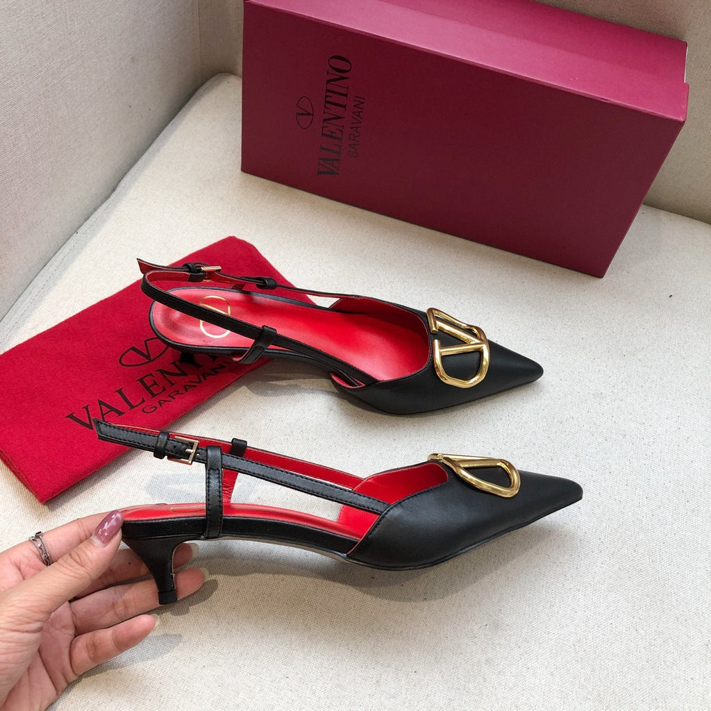 VLOGO SIGNATURE BLACK CALFSKIN HIGH SLINGBACK PUMP 4 CM WITH GOLD LOGO