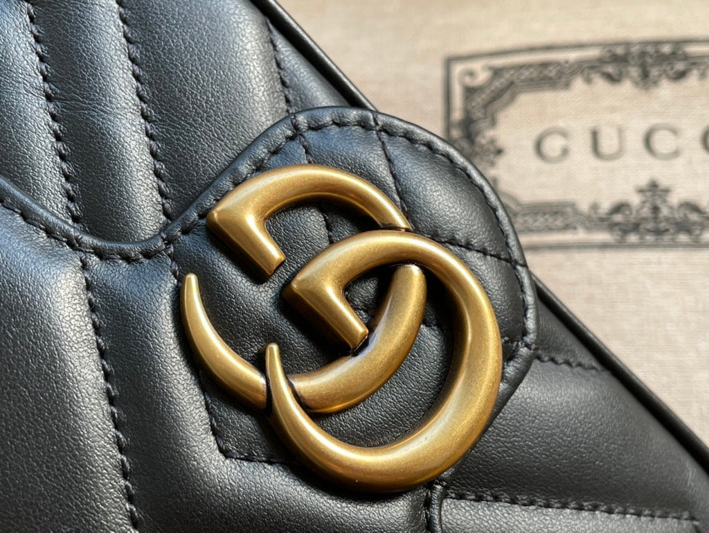 GG MARMONT MINI 16 BAG IN BLACK CALFSKIN