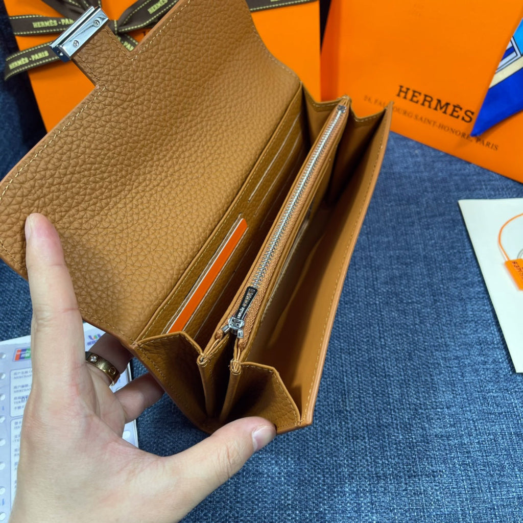 HM CLUTCH CONSTANCE 22 BRONZE CALFSKIN SILVER HARDWARE