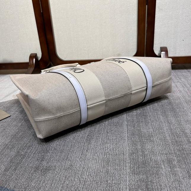 LAGRE WOODY TOTE BAG 45 IN BEIGE LINEN CANVAS BLACK WEBBING LOGO EMBROIDER WHITE CALFSKIN