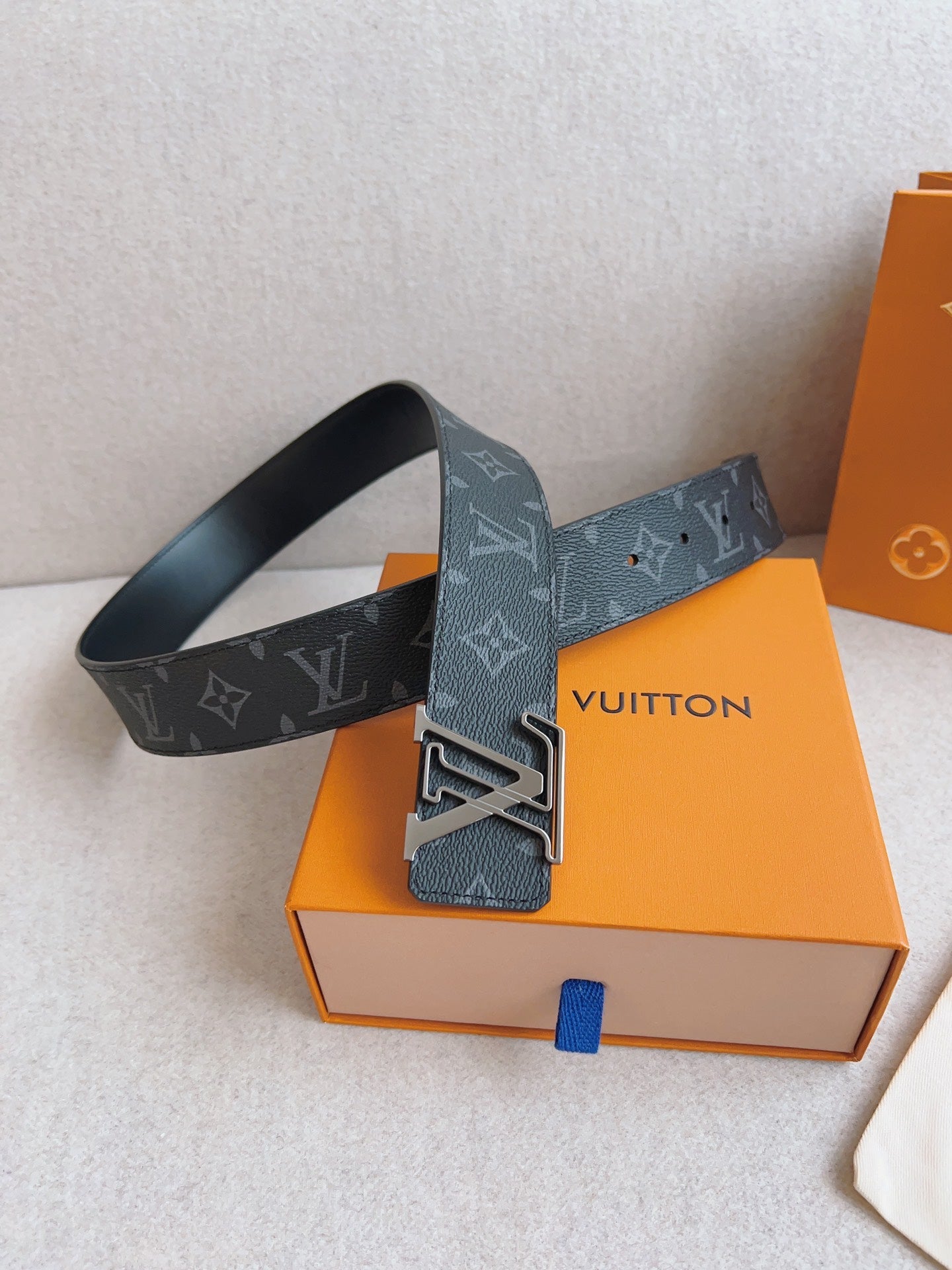 LV 25S BELT 40 MM IN BLACK MIX GREY CALFSKIN 593204