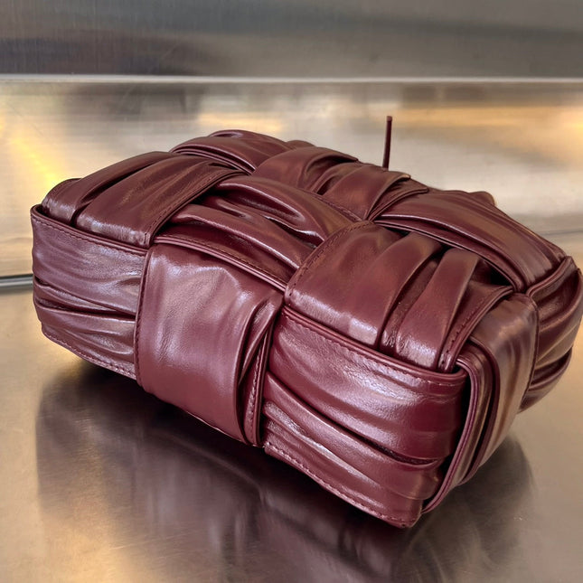 CANDY ARCO TOTE 20 IN WINE RED SOFT LAMBSKIN
