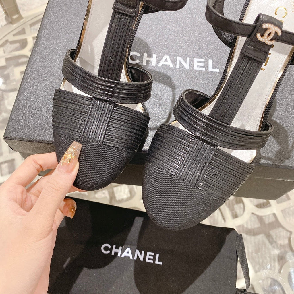 Double C  Heeled Sandals Black Lambskin