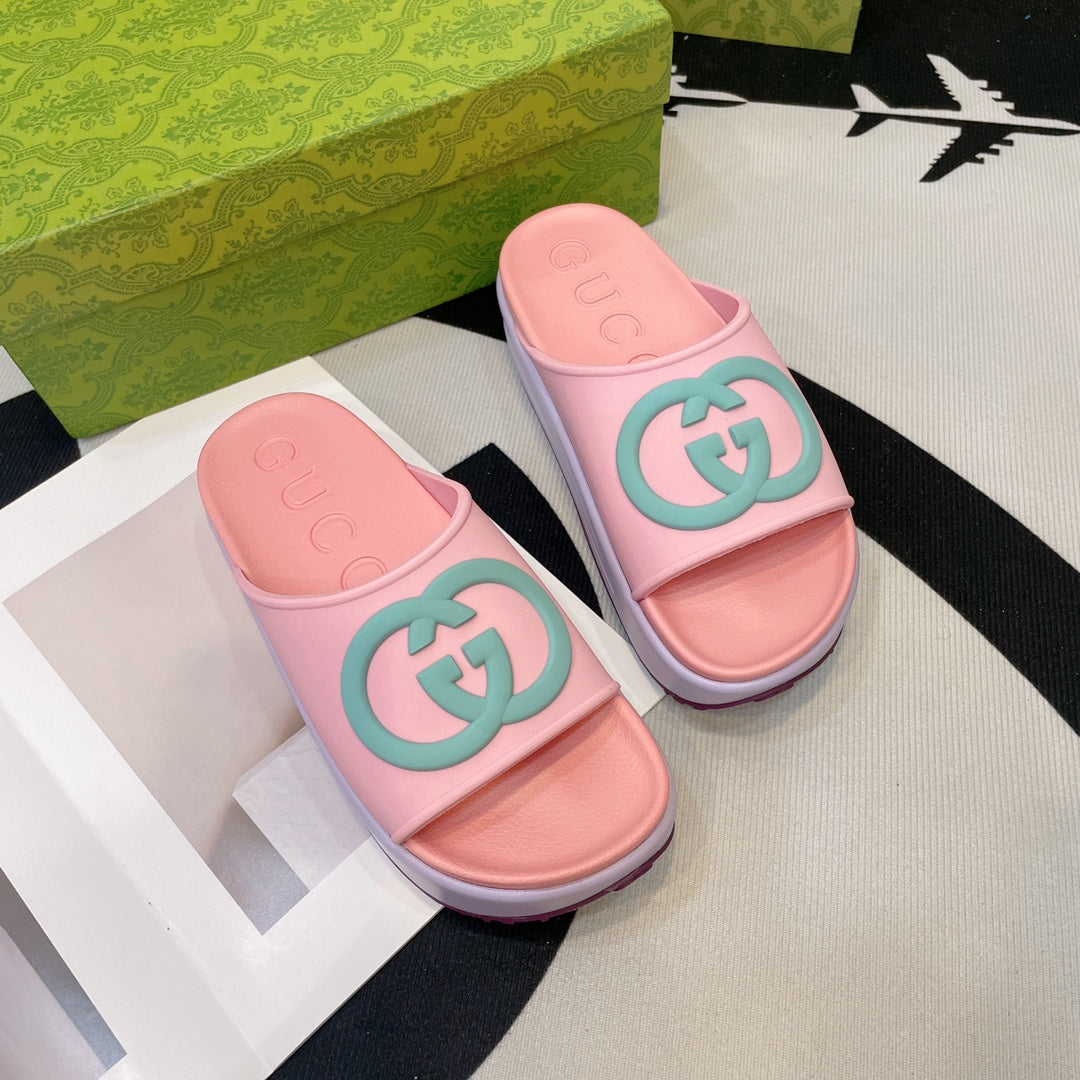 INTERLOCKING G SLIDE SANDAL IN BABY PINK IMPORTED TPU