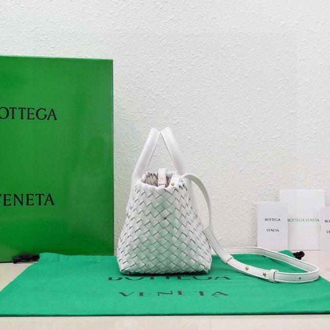 Mini Cabat 20cm White Lambskin Ghw