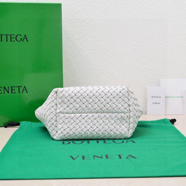 Mini Cabat 20cm White Lambskin Ghw