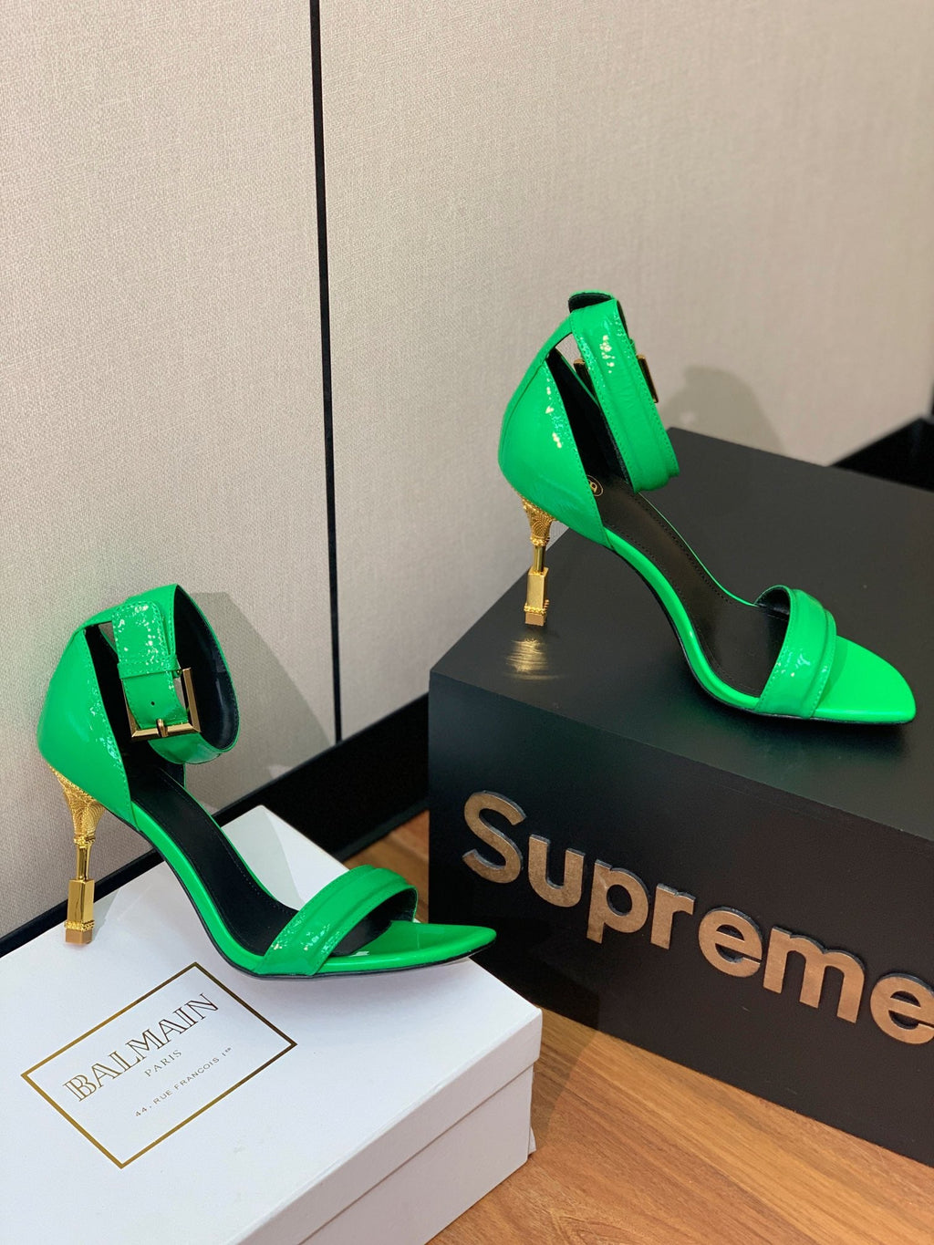 BALMAIN 26S METAL-HEEL SANDALS 105 MM IN GREEN CALFSKIN