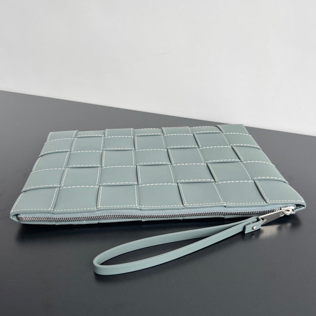 LARGE CASSETTE POUCH 35 IN GUNSMOKE CALFSKIN