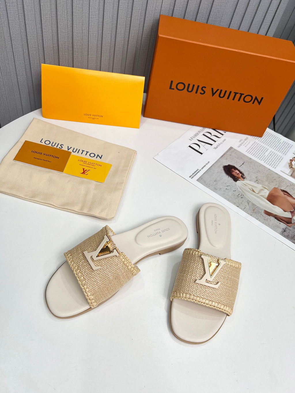 LV 26S FLAT SLIDES IN IVORY BEIGE CALFSKIN AND RAFFIA