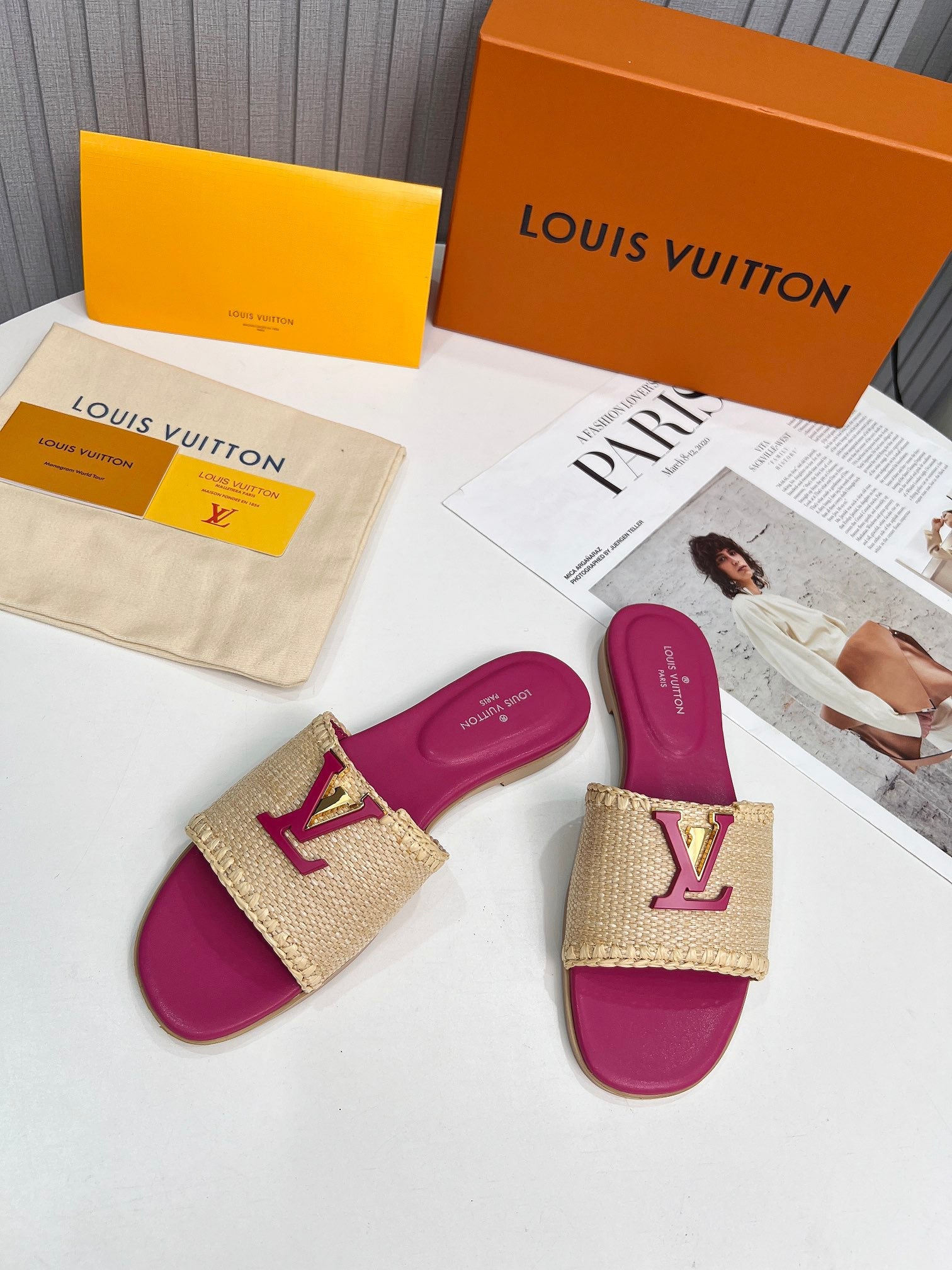 LV 26S FLAT SLIDES IN PINK CALFSKIN AND BEIGE RAFFIA