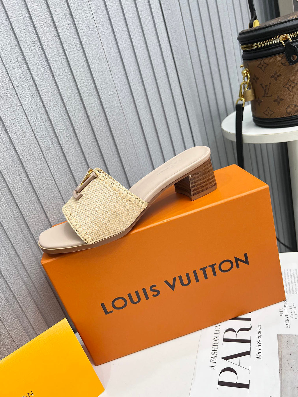 LV 26S CAPRI HIGH-HEELED MULES IN DARK BEIGE CALFSKIN AND RAFFIA