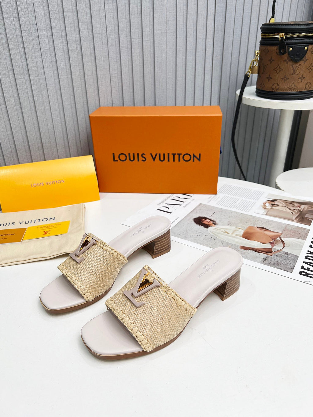 LV 26S CAPRI HIGH-HEELED MULES IN ASH BEIGE CALFSKIN AND RAFFIA