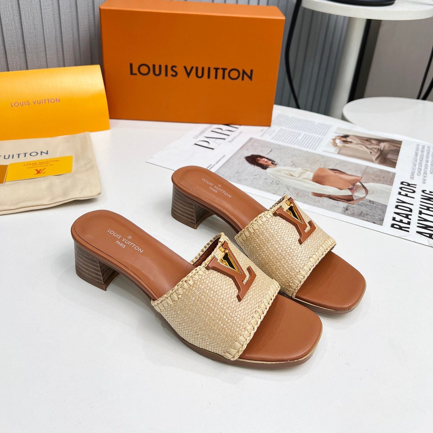 LV 26S CAPRI HIGH-HEELED MULES IN BROWN CALFSKIN AND BEIGE RAFFIA