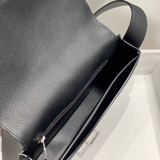 STEVE LIGHT JUNIOR MESSENGER BAG 27 IN BLACK TOGO CALFSKIN