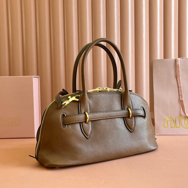 AVENTURE NAPPA BAG 33 IN CARAMEL BROWN LAMBSKIN GOLD HARDWARE