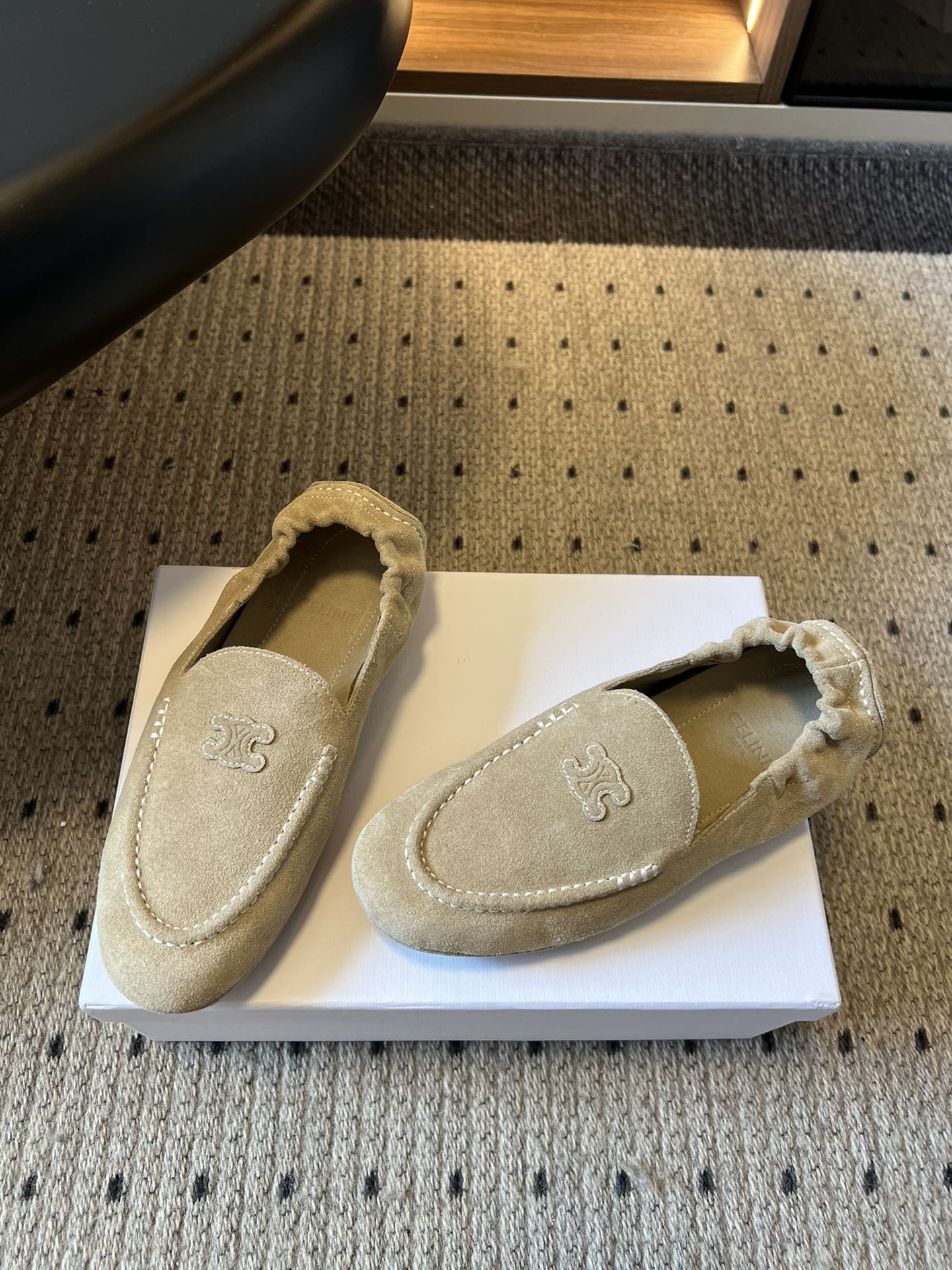 CELINE 25S LOAFERS FLAT IN LIGHT BROWN SUEDE