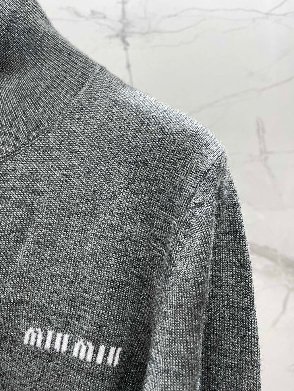 MIUMIU CARDIGAN STYLE 82