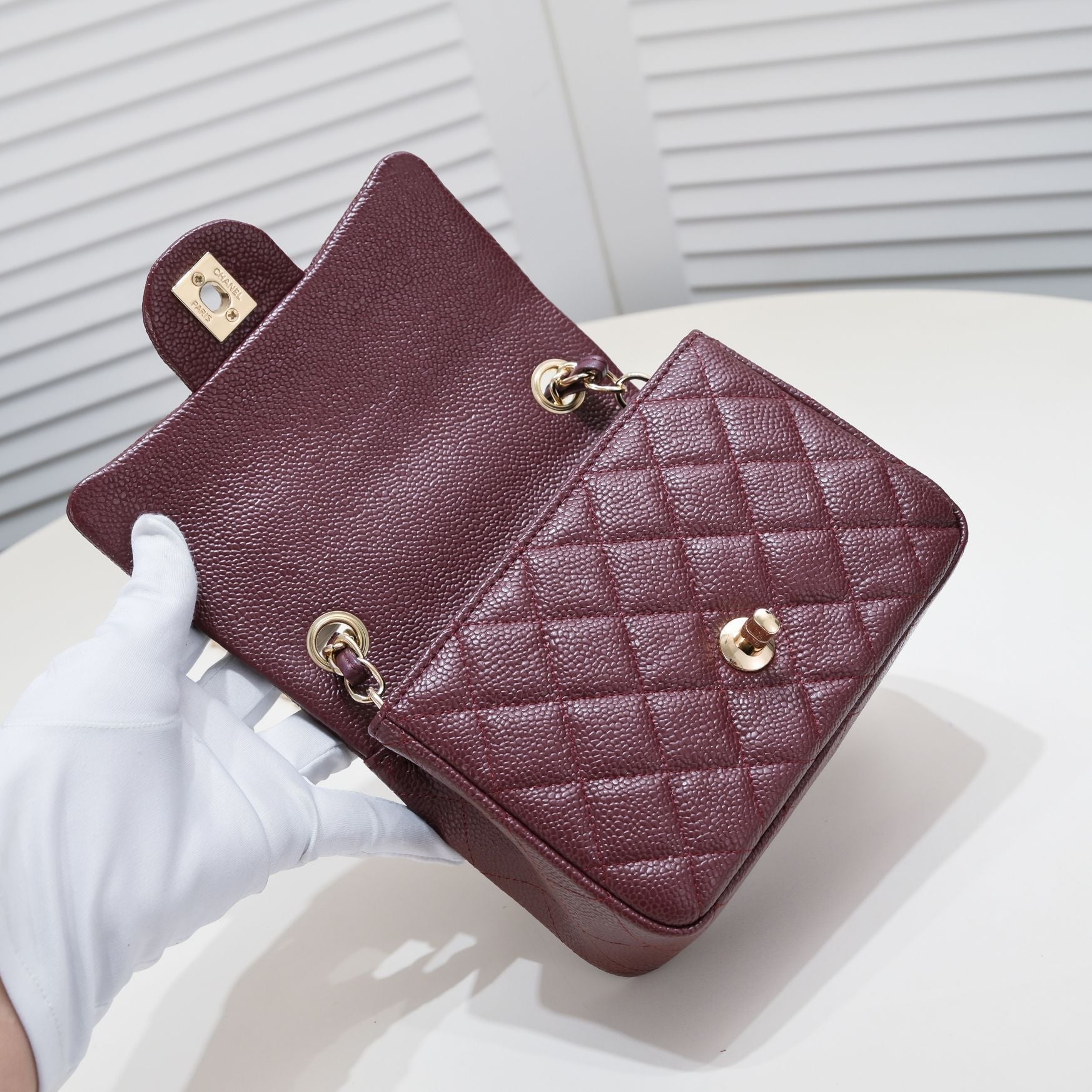 MINI CAVIAR 17CM 1115 PLUM RED