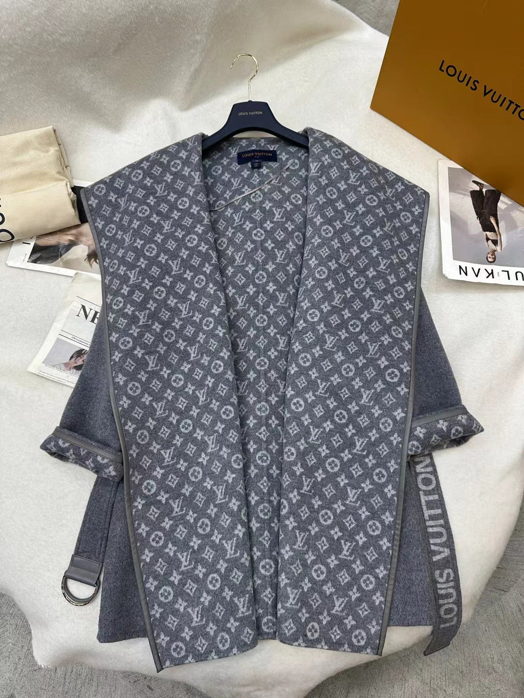 LV MONOGRAM MAXI COLLAR COAT IN GRAY WOOL