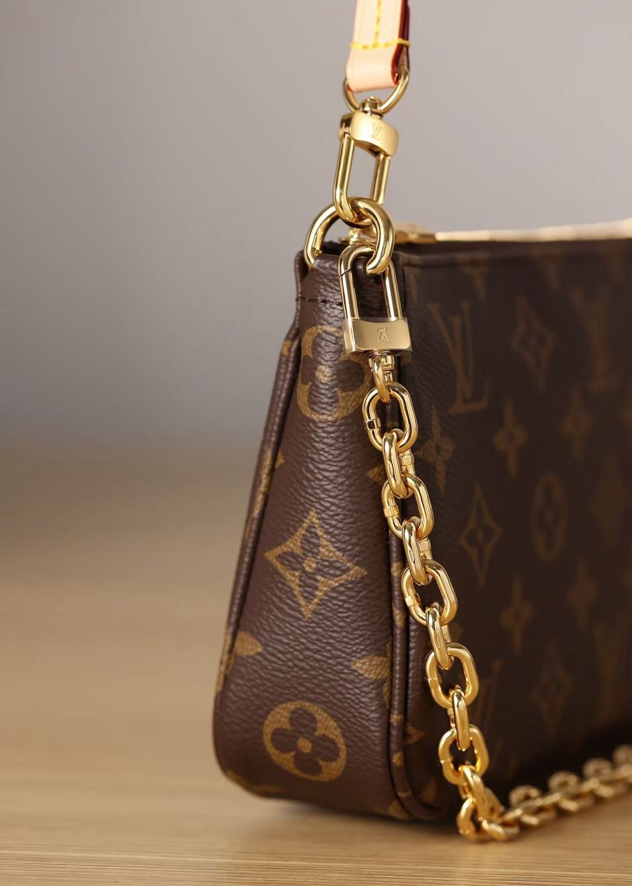 LV POCHETTE ACCESSOIRES BAG 23 IN BROWN MONOGRAM CANVAS
