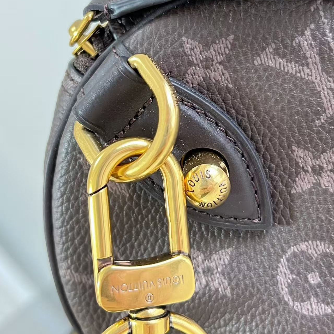LV SPEEDY P9 BANDOULIERE 25 IN COFFE BEAN CALFSKIN