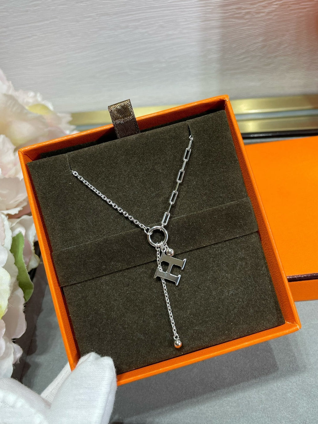 HM MANDARIN DUCK H NECKLACE