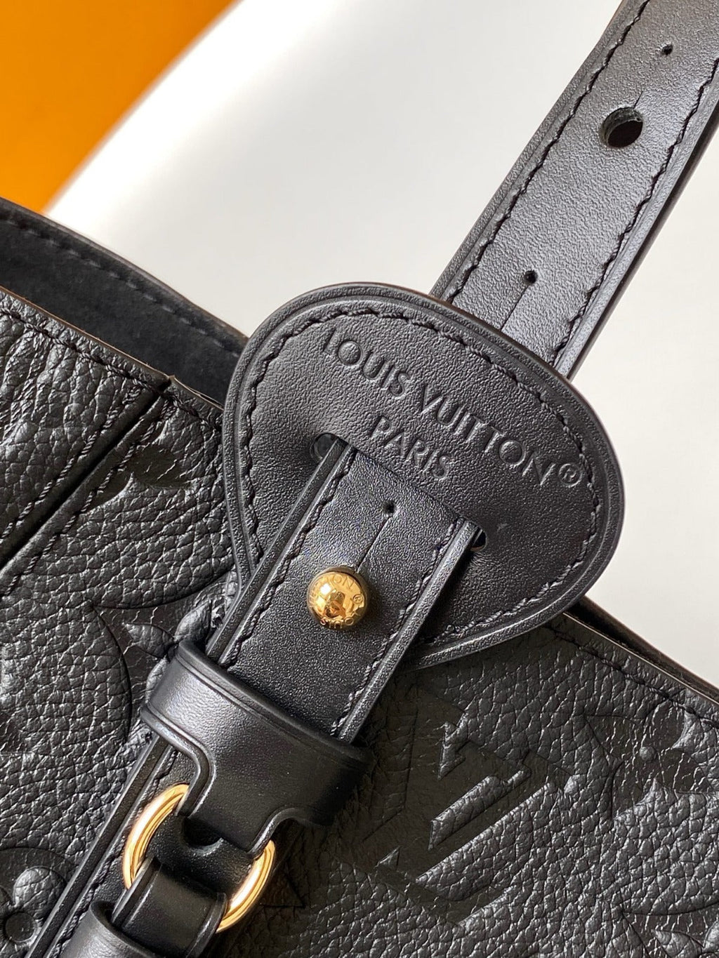LV ALL IN ONE SHOULDER BAG 40 IN BLACK CALFSKIN