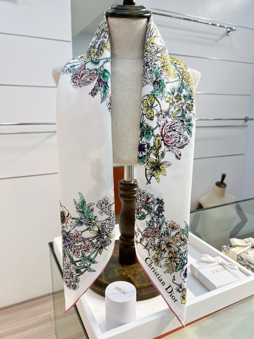 DIOR 26S SCARF 90CM IN SILK 293853