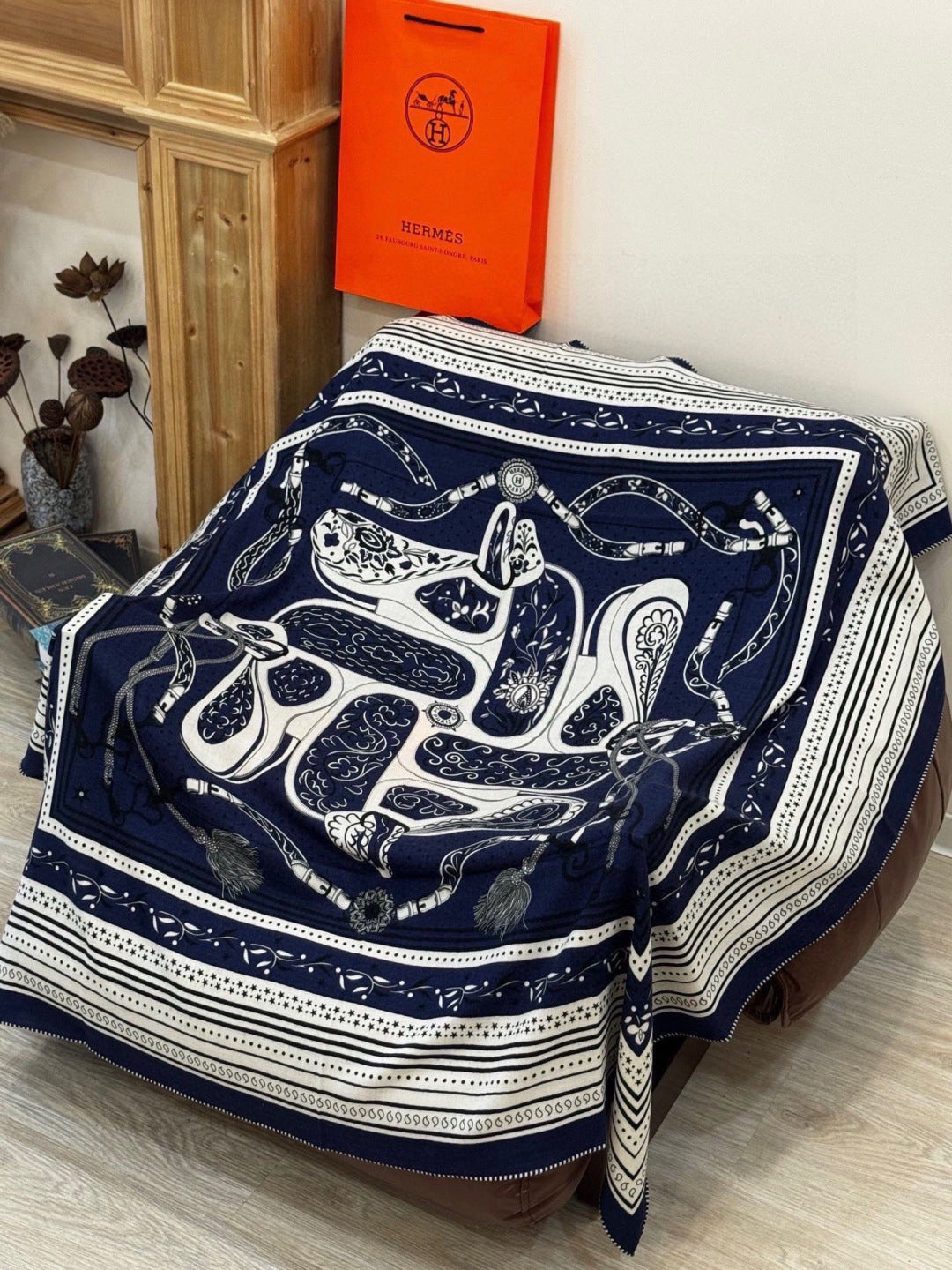 HERMES 26S PRINTED SQUARE SCARF 140 IN CASHMERE AND SILK 307280