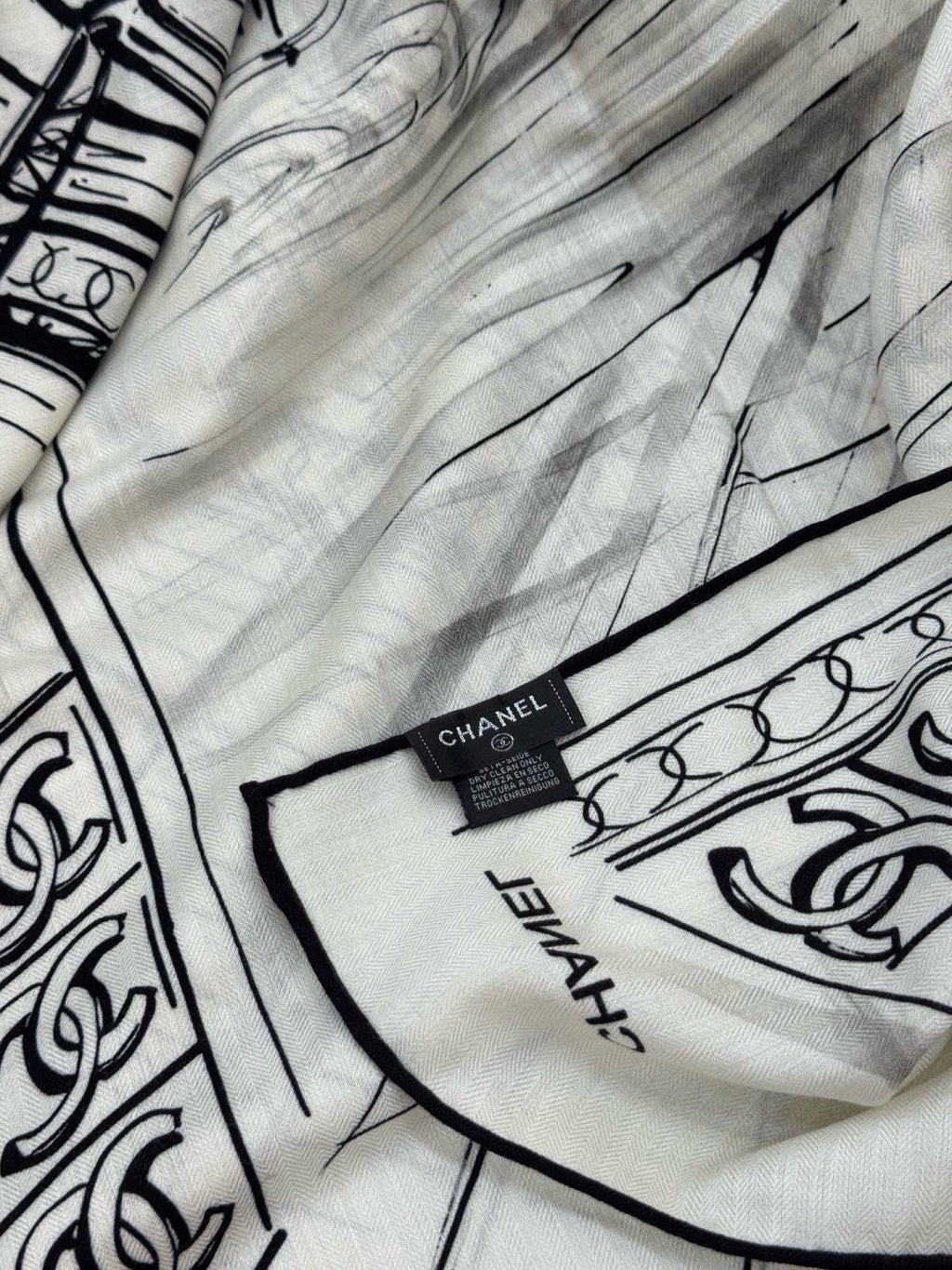 CHANEL 26S SCARF 135 IN CASHMERE AND SILK 309305