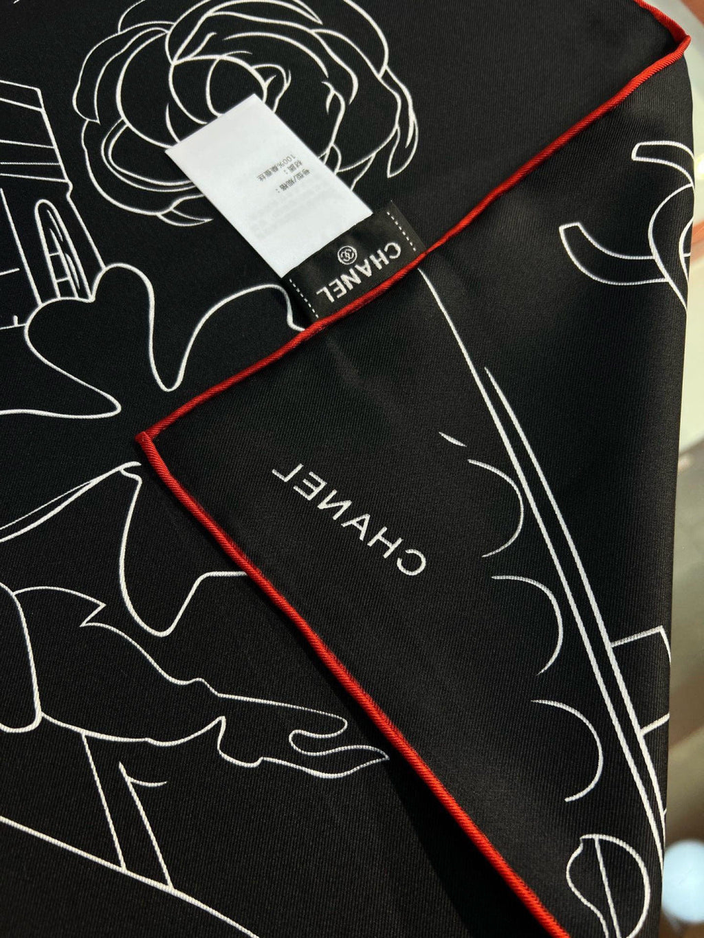 CHANEL 26S SCARF 90 IN SILK 309929