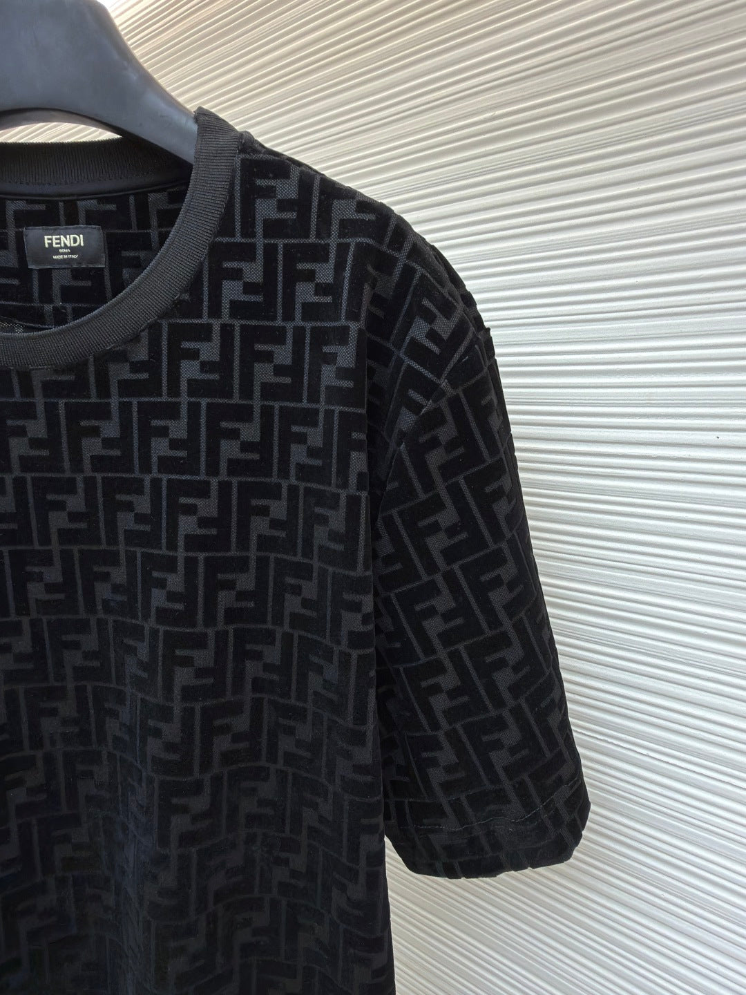 FENDI 26S SHORT SLEEVE T-SHIRT 220