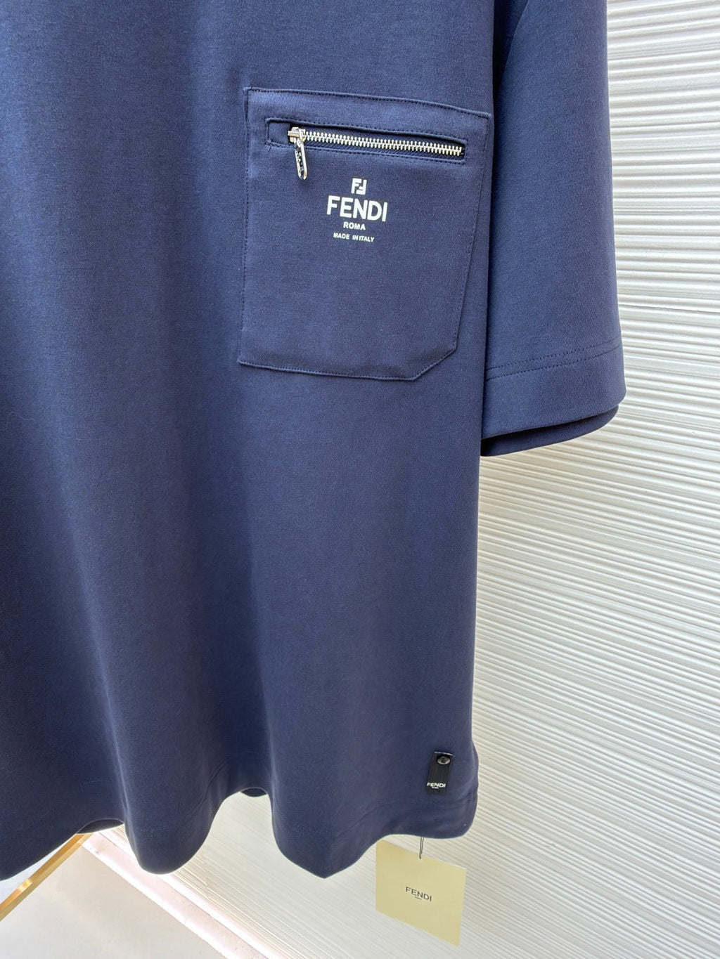 FENDI 26S SHORT SLEEVE T-SHIRT 210