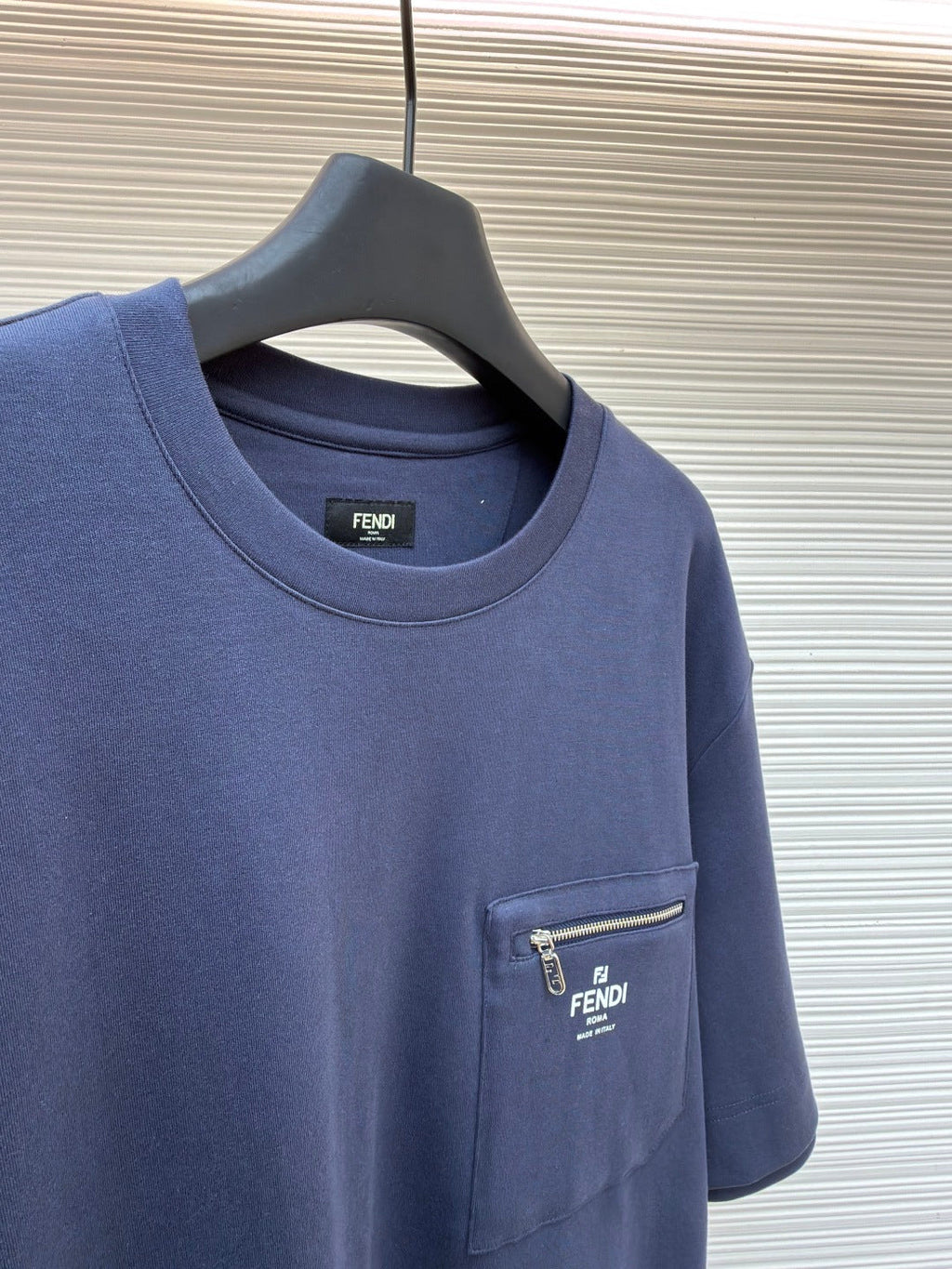 FENDI 26S SHORT SLEEVE T-SHIRT 210