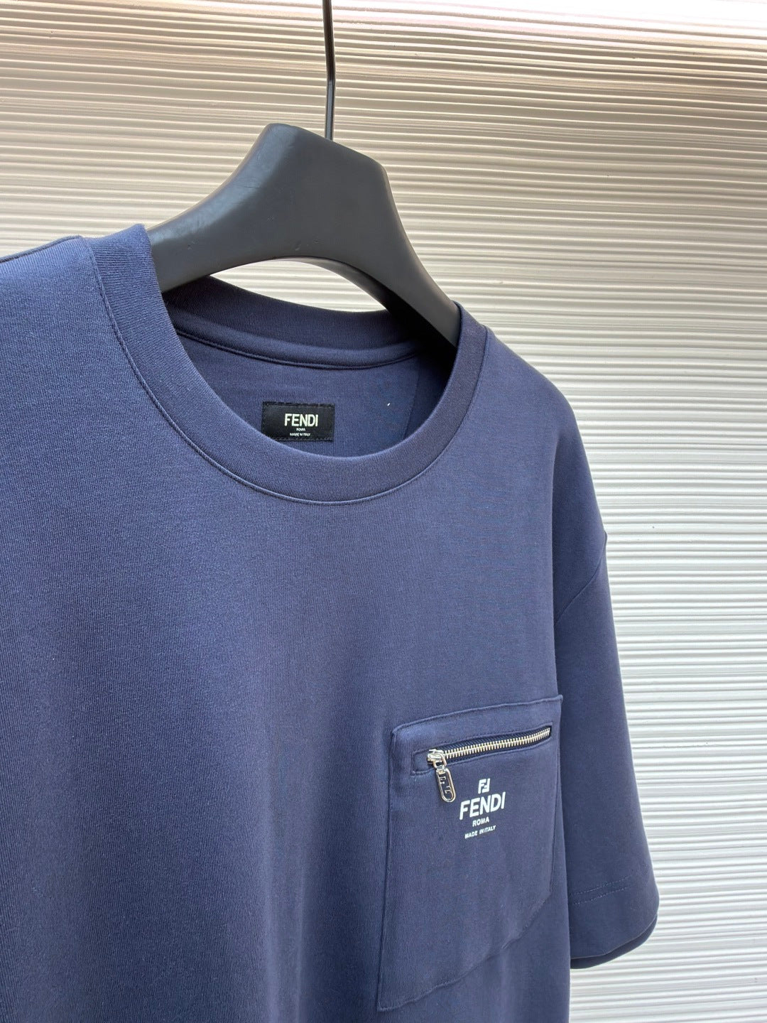 FENDI 26S SHORT SLEEVE T-SHIRT 210