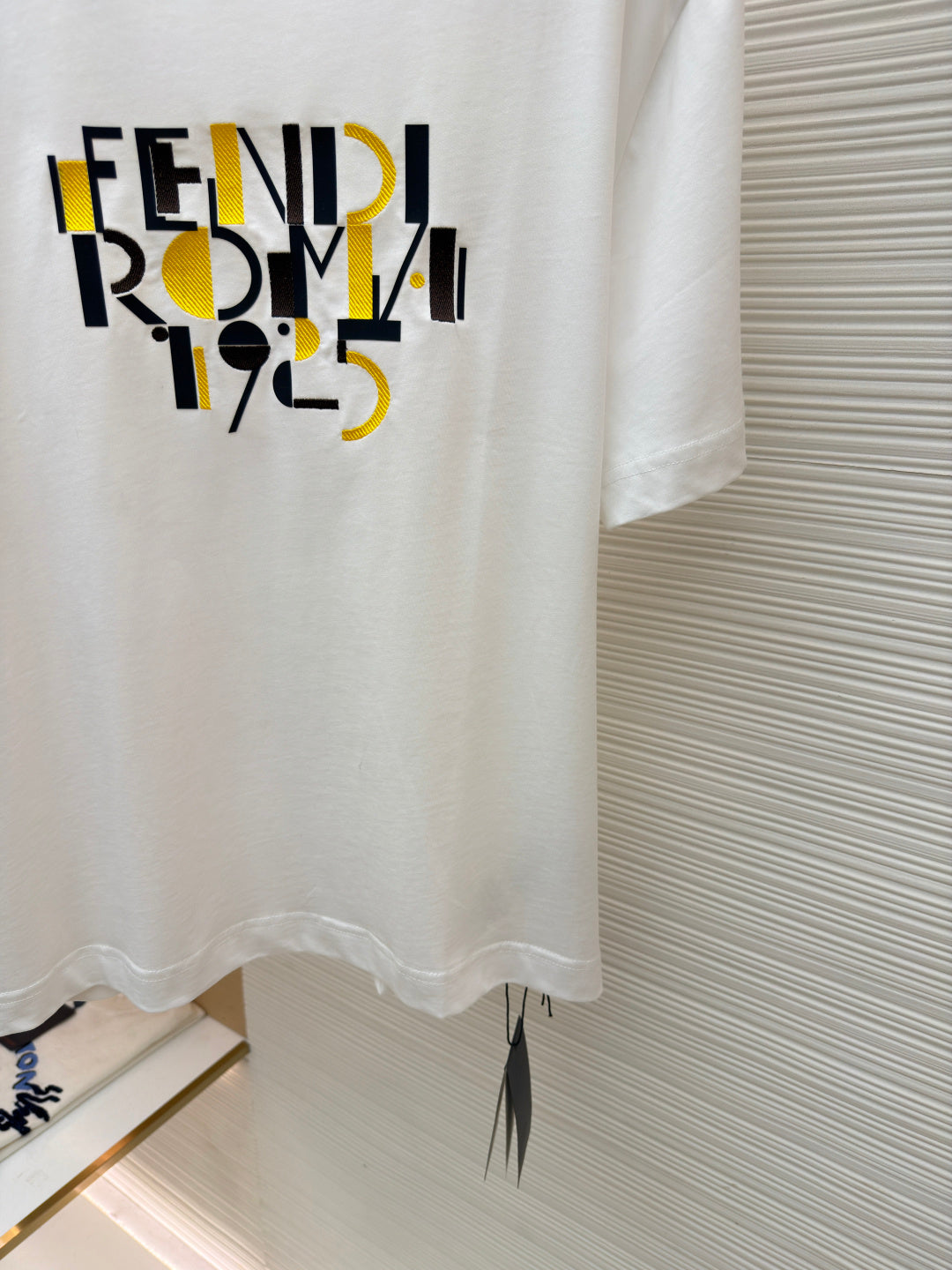FENDI 26S SHORT SLEEVE T-SHIRT 200