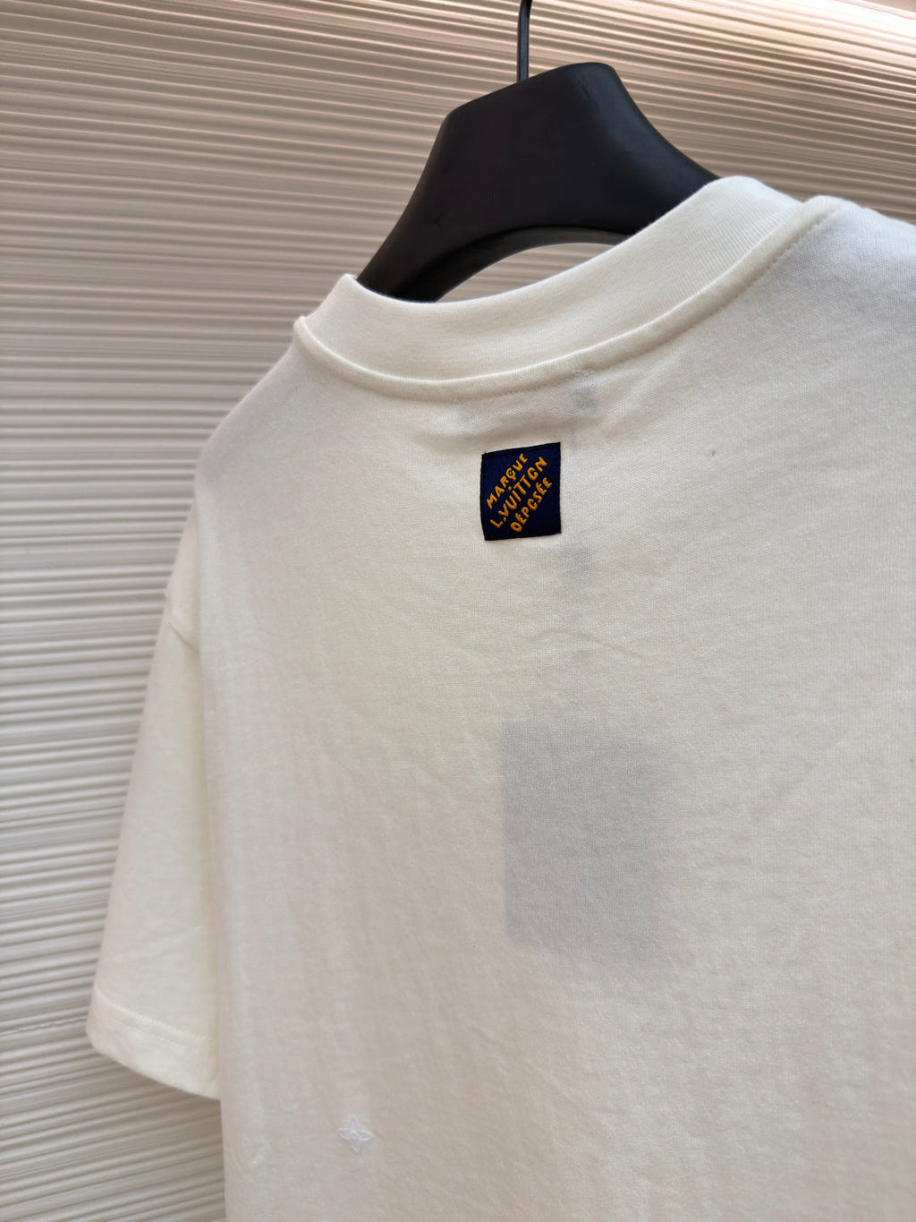LV 26S T-SHIRT STYLE 244