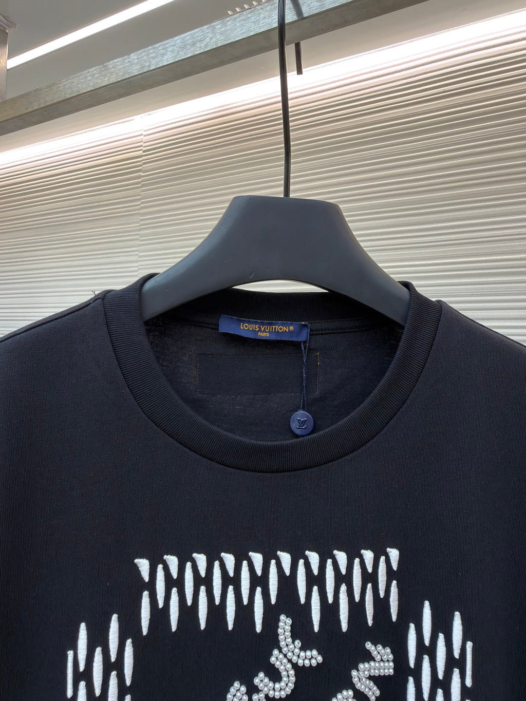 LV 26S T-SHIRT STYLE 230